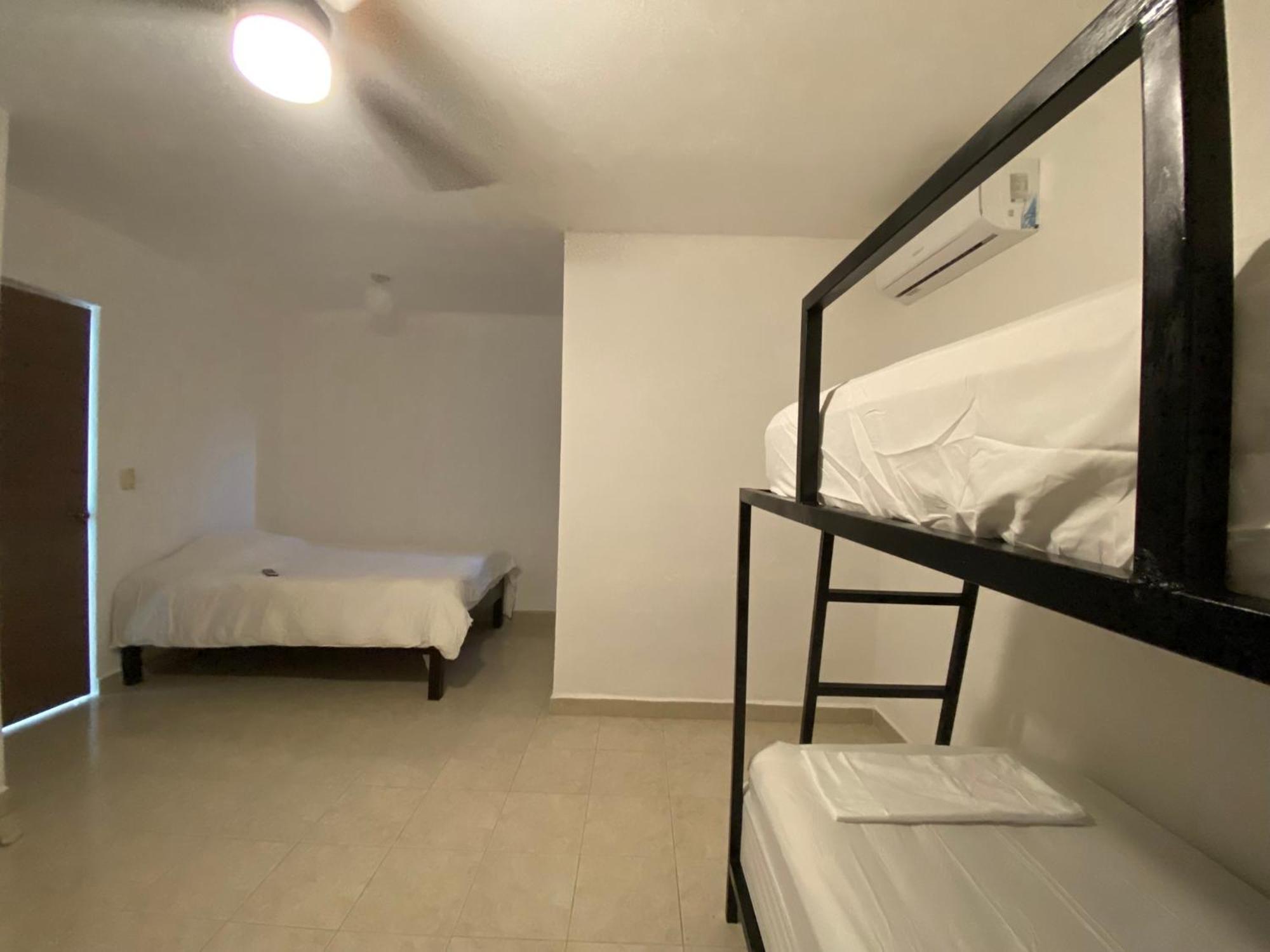 The Hostal Inn プレヤデルカーメン エクステリア 写真